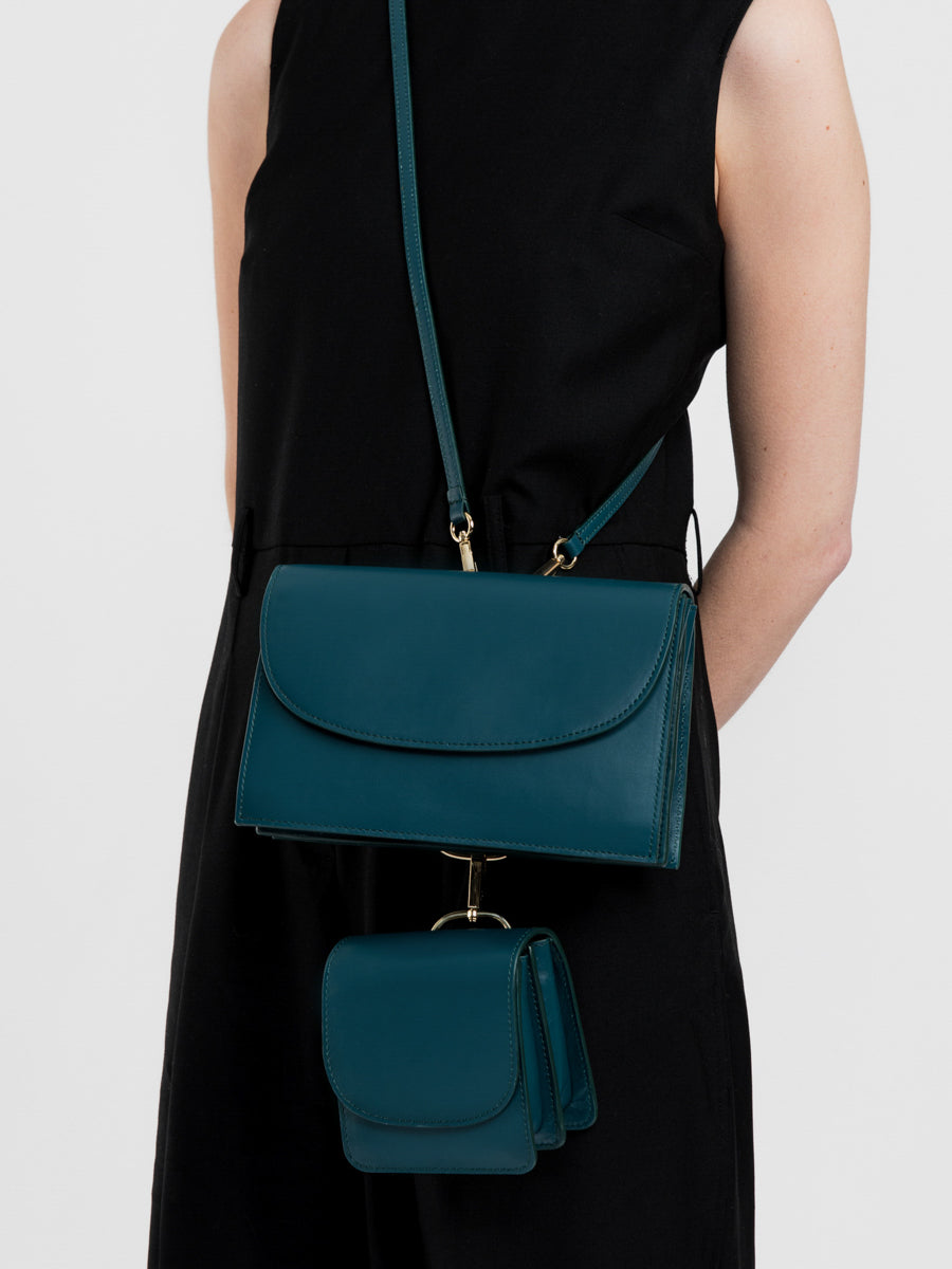 PEACOCK GREEN
