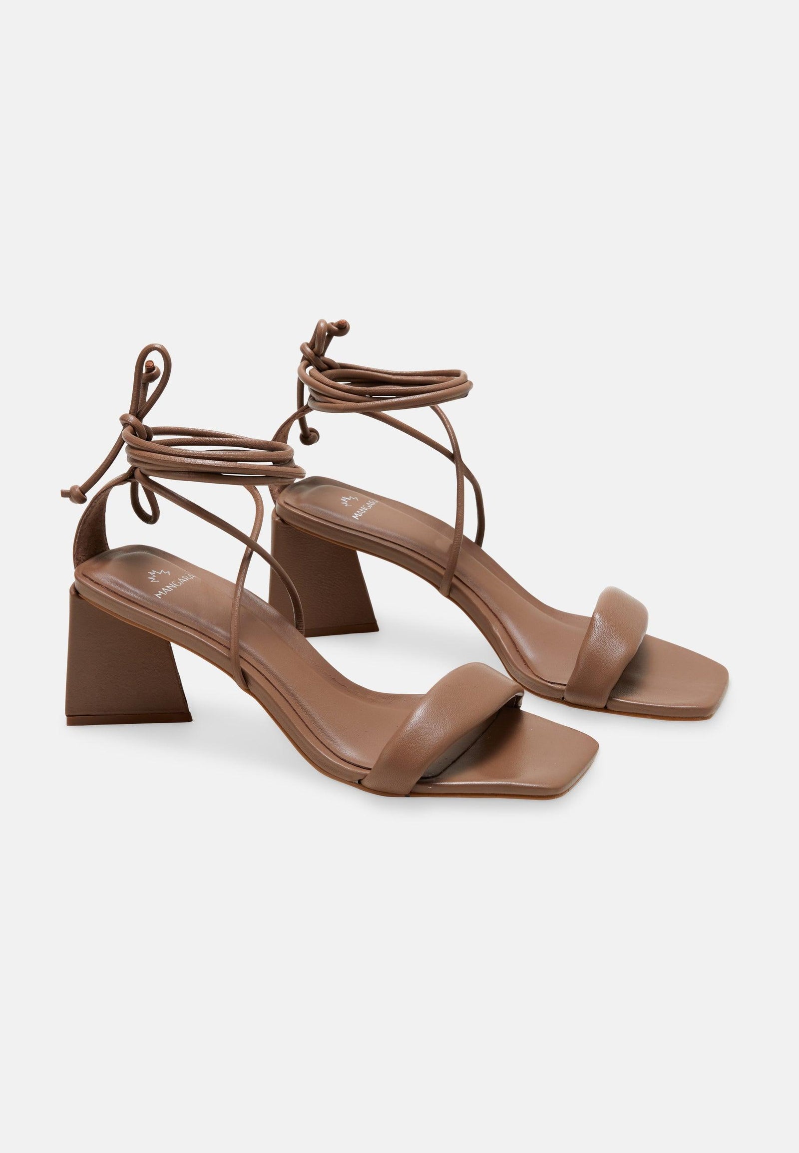 Mangará Caúna Bandjes Sandalen met Hakken - Elegant Braziliaans Design - Bruin