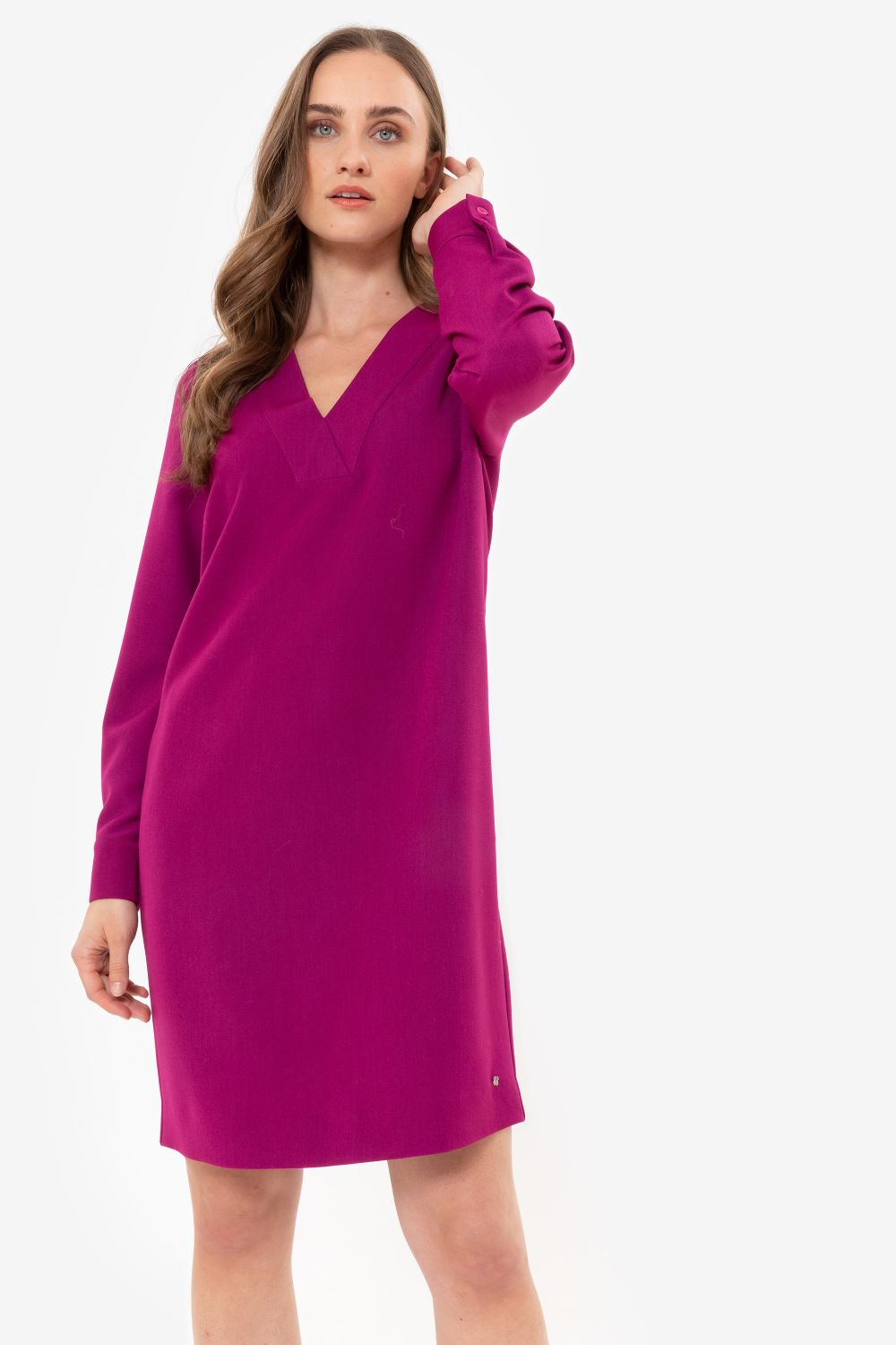 Fuchsia midi jurk met V-hals en lange mouwen