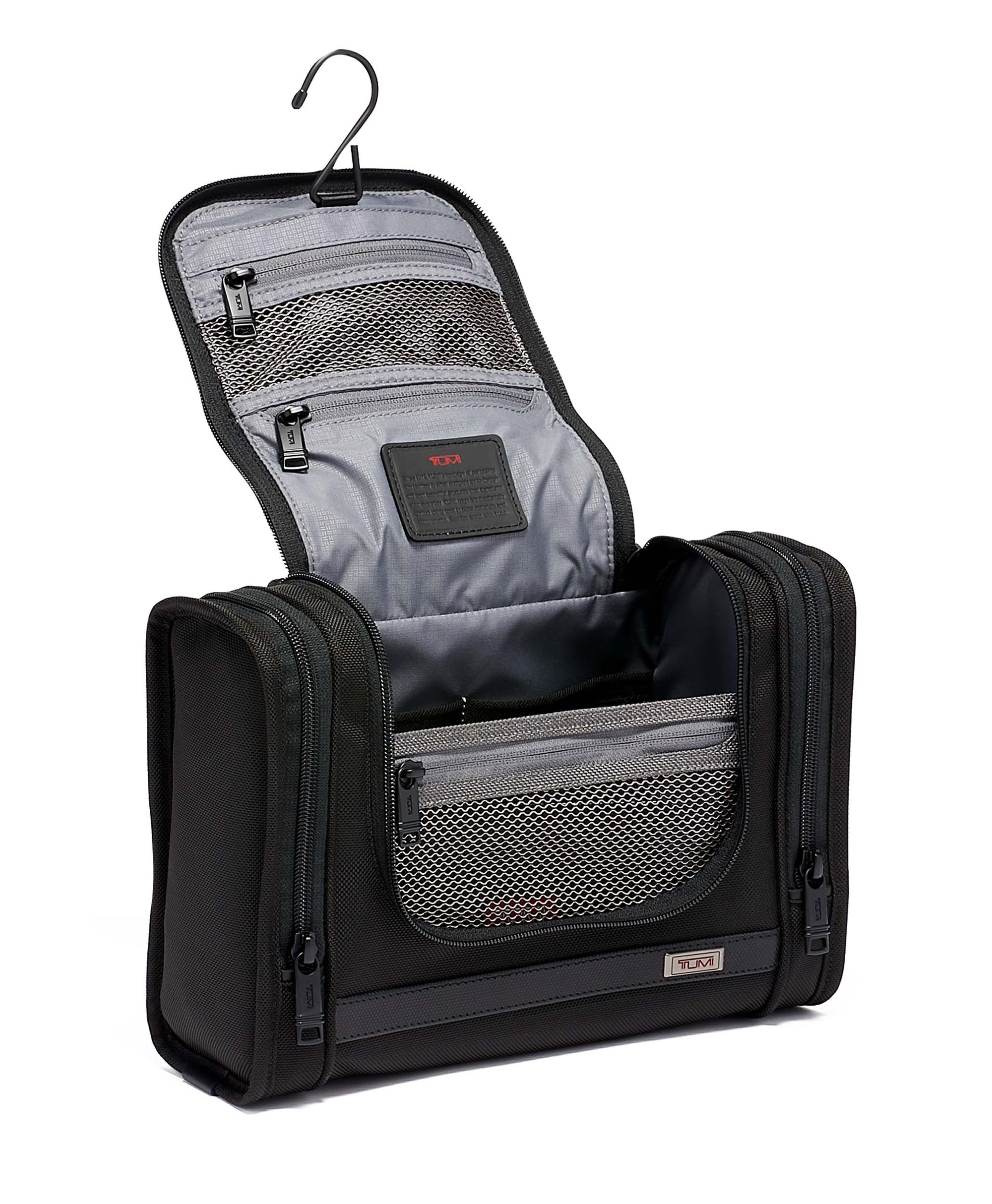 Alpha 3 - Hanging Travel Kit - Black