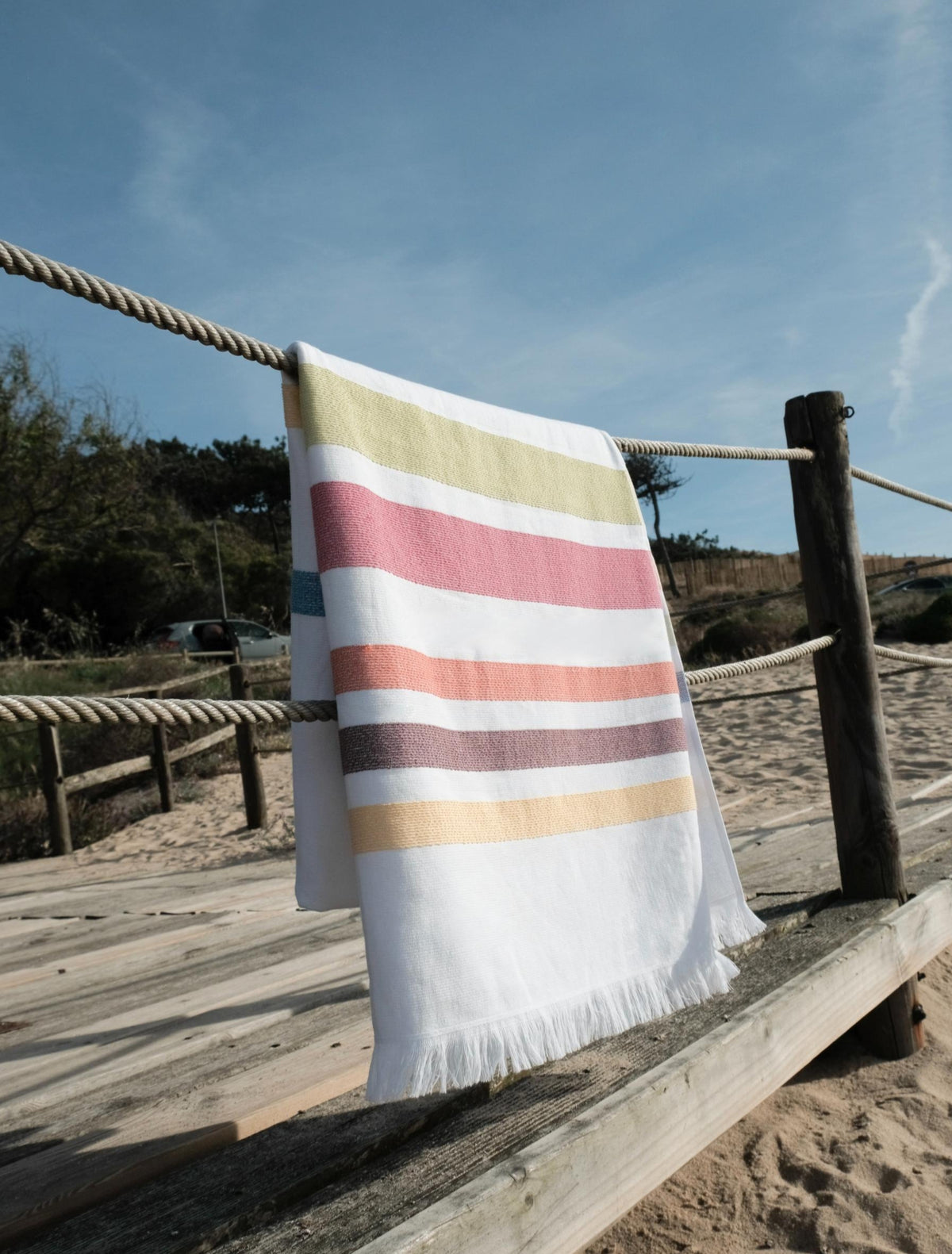 Mia Zia - SoloLinge de Plage Haut de Gamme - Fouta Handdoek - Het thema &quot;Solo&quot; witte achtergrond