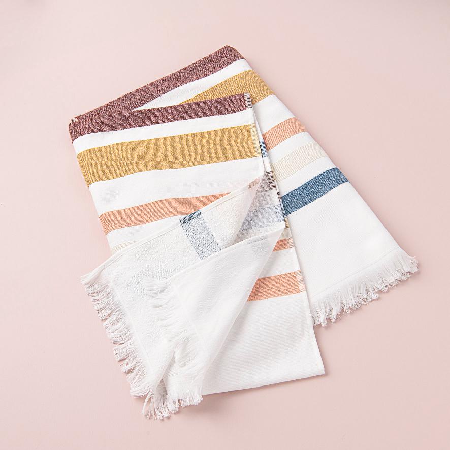 Mia Zia - Linge de Plage Haut de Gamme - Fouta Handdoek - Het &quot;Tichka&quot; thema op een witte achtergrond