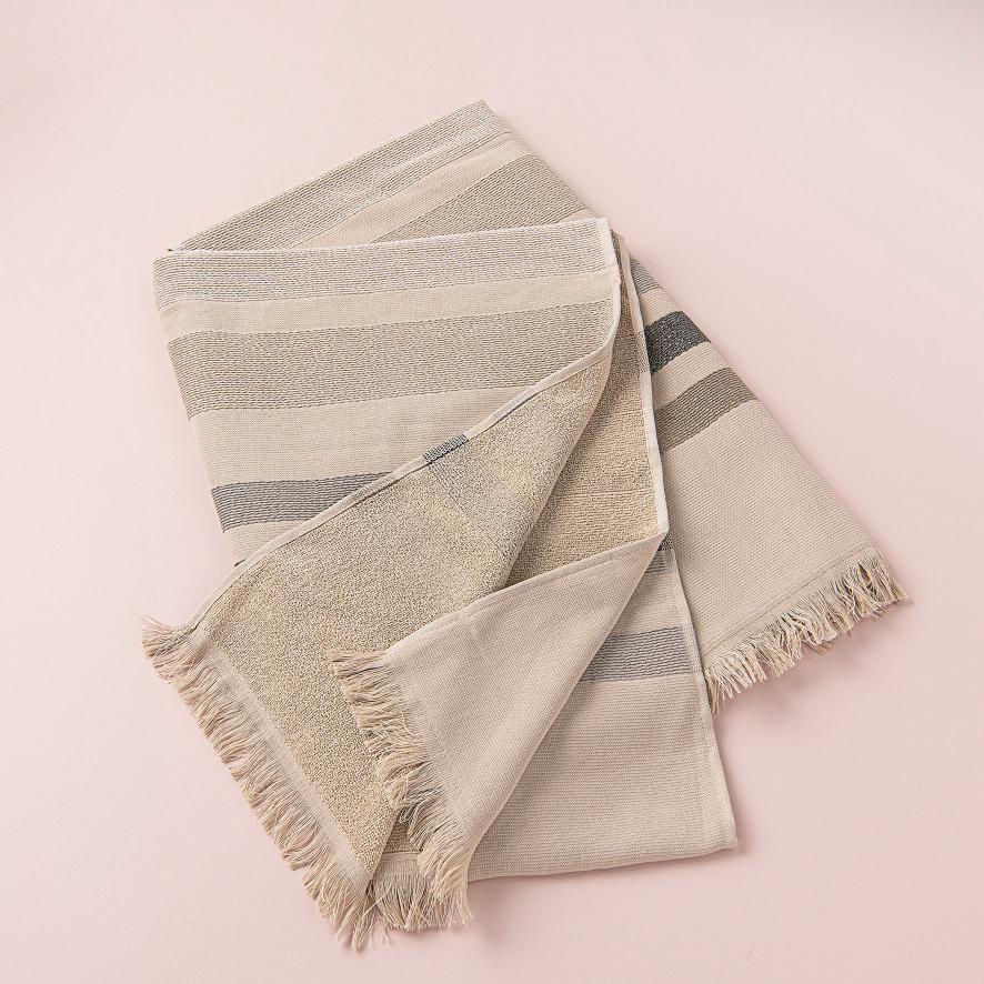Mia Zia - TipyLinge de Plage Haut de Gamme - Fouta Handdoek - Het thema &quot;Tipy&quot; Ficelle achtergrond