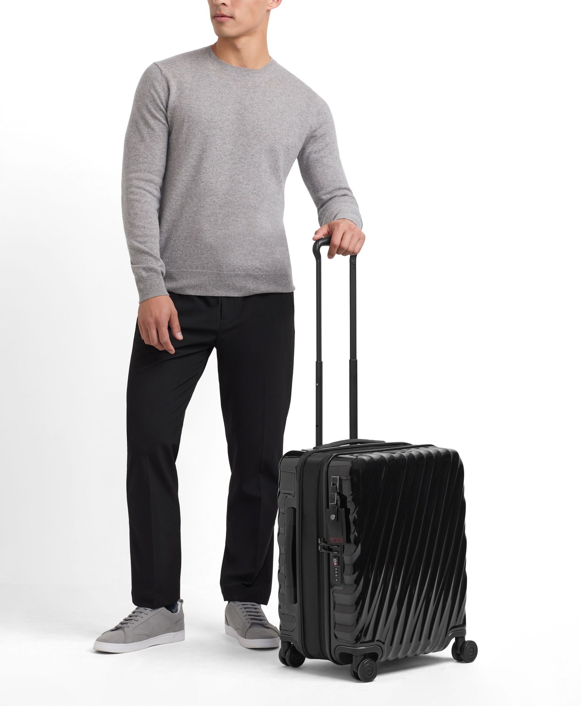 19 Degree - Continental Expandable 4 Wheeled Carry-On - Black