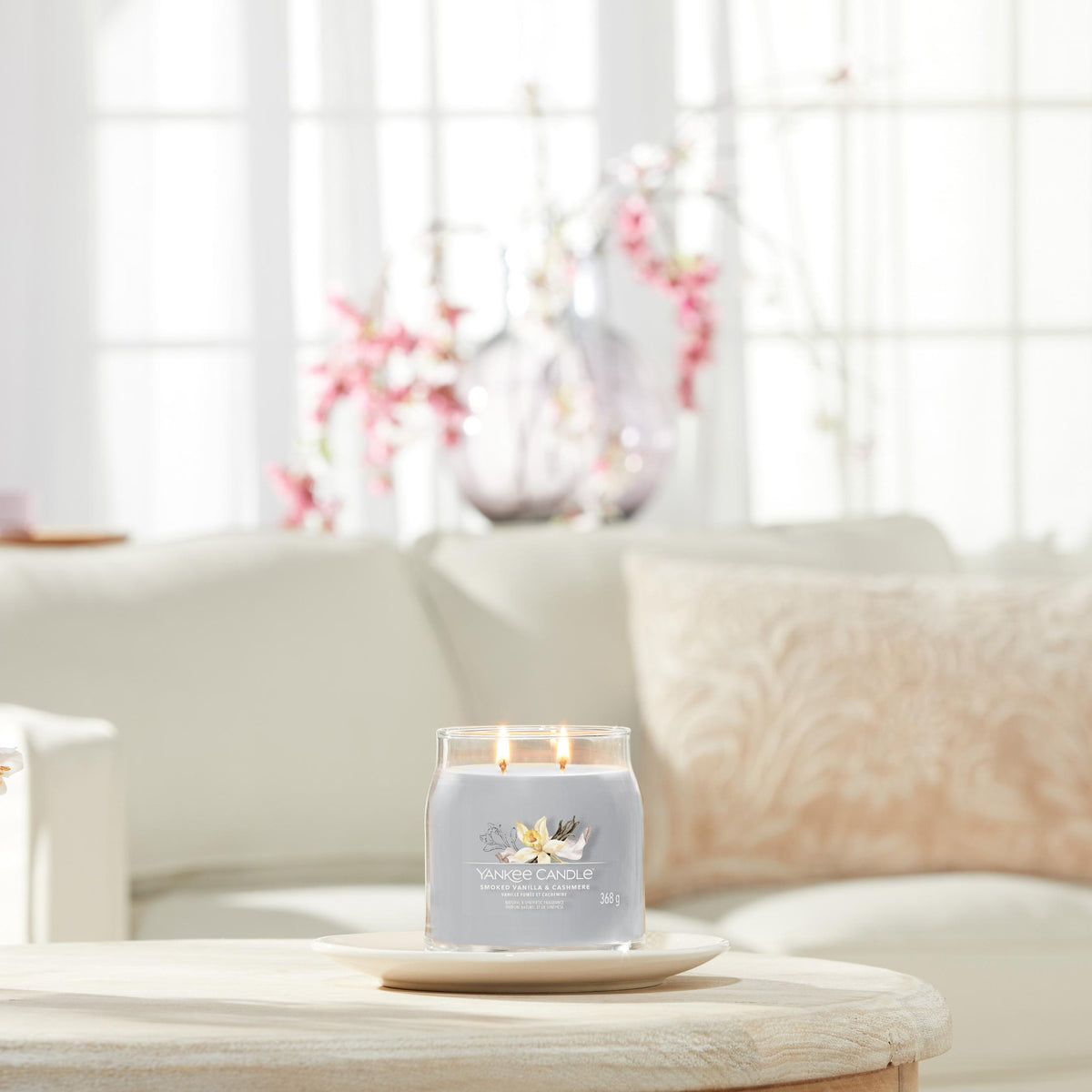 YC Smoked Vanilla & Cashmere Signature Medium Jar