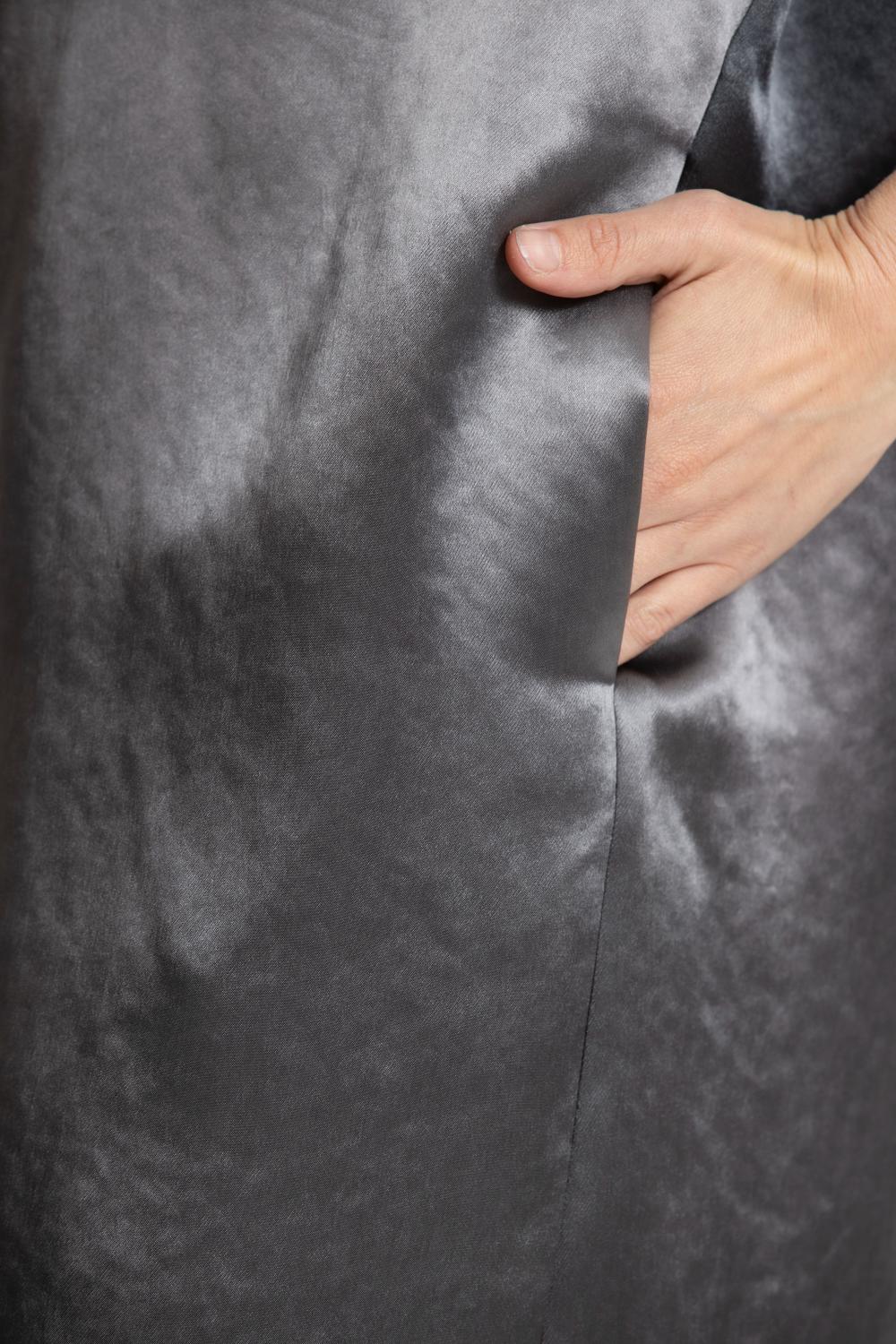 Robe - Krew Zen 636 - Asphalte