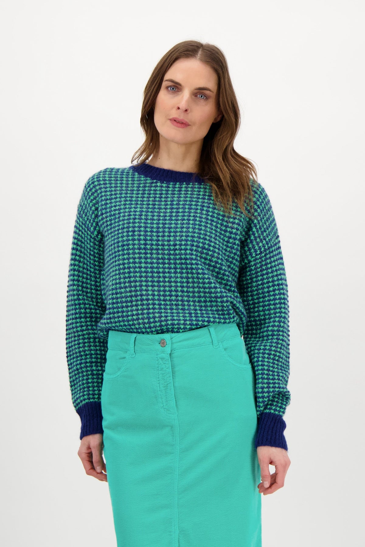 Pull - Firewood - Navy Peony