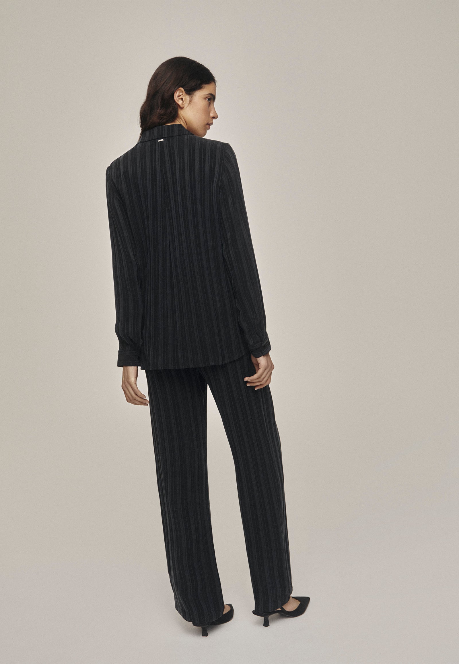 Hary - Bloes - Black - W