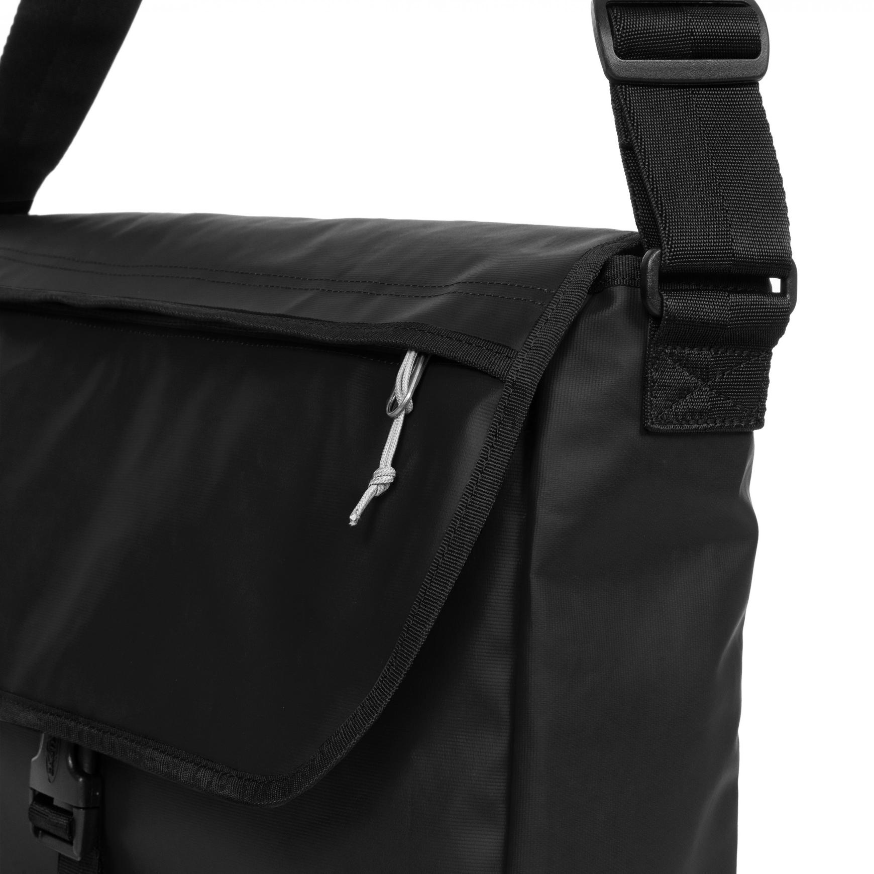 Delegate + Tarp Black
