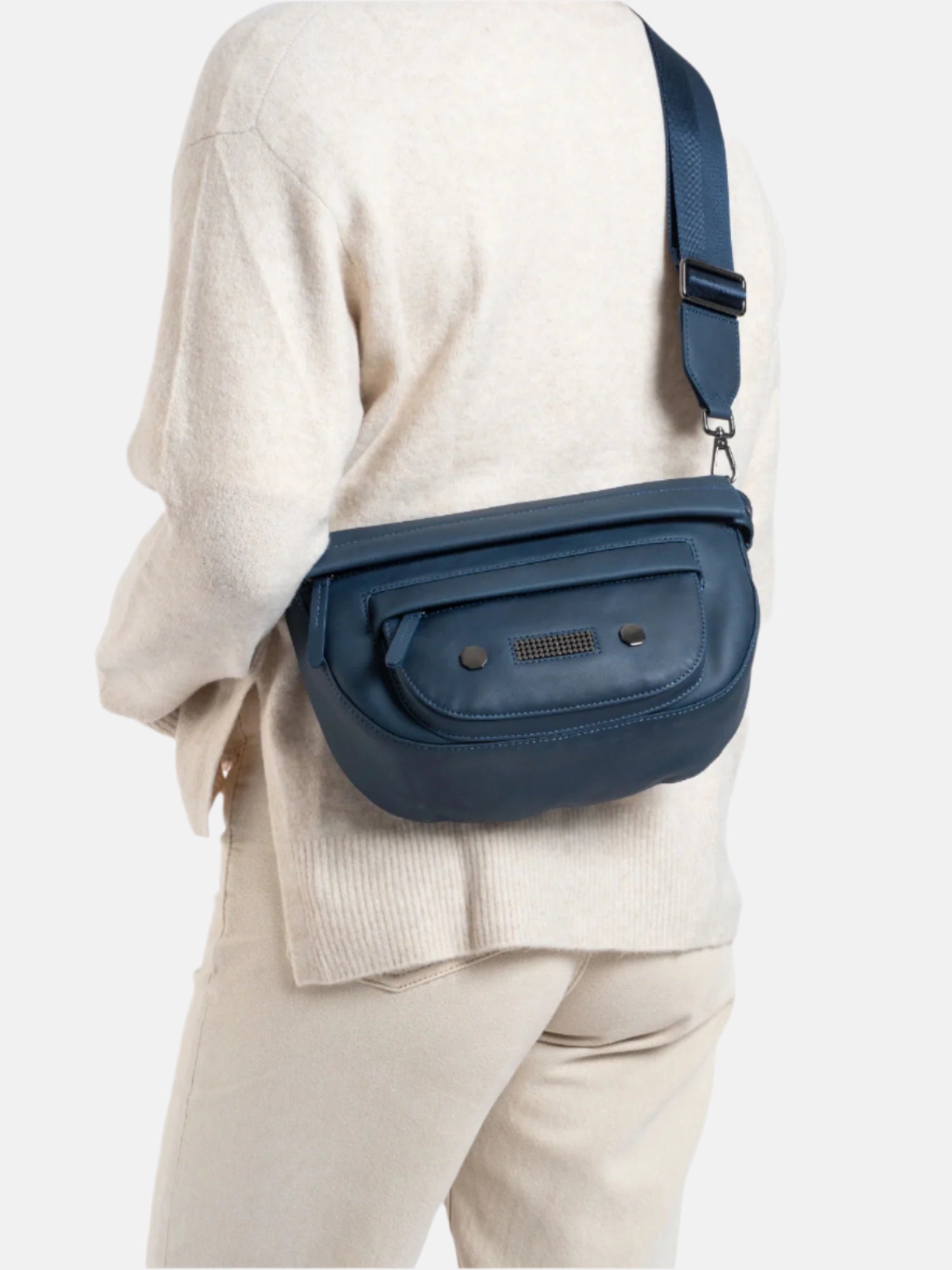 #color_NAVY