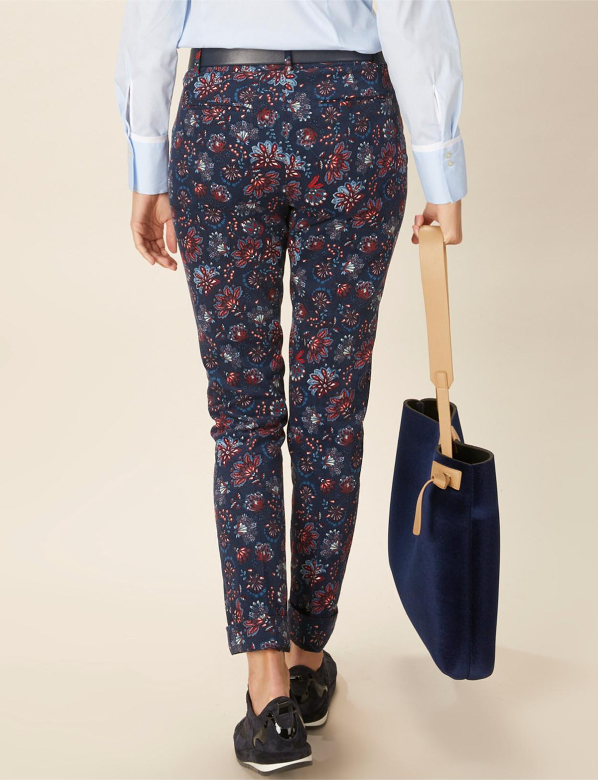Cotton Chino Pants In Blue - Blauw