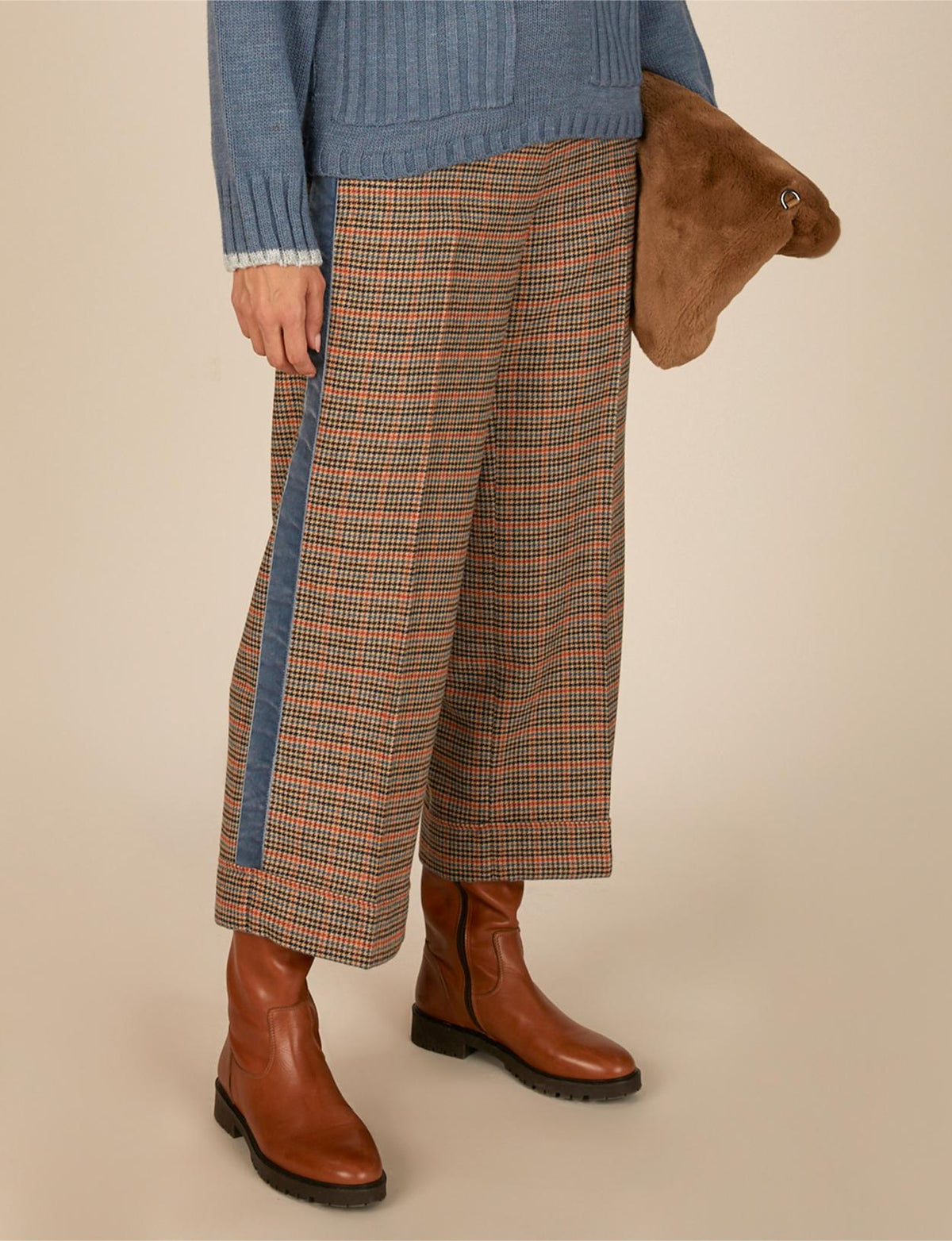 Wide Checkered Pants In Blue - Blauw