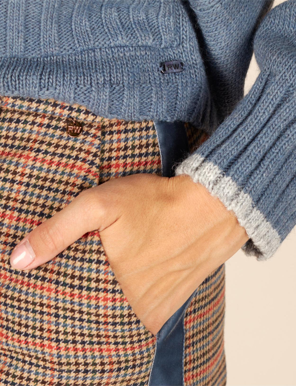 Wide Checkered Pants In Blue - Blauw