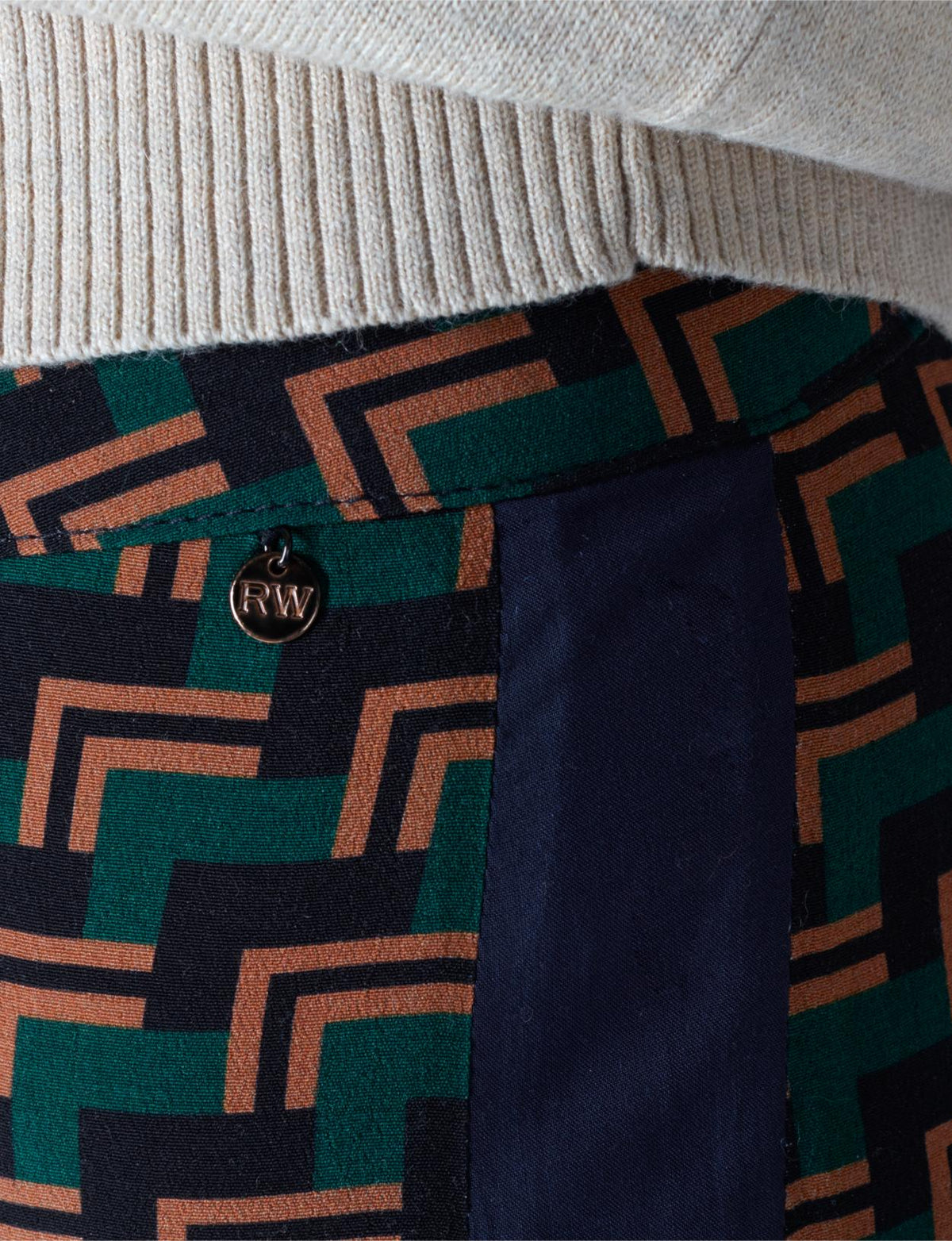 Straight Viscose Pants In Green - Vert