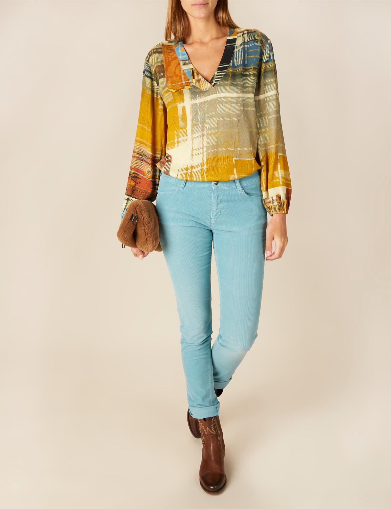Loose V-Neck Shirt In Multi - Meervoudig