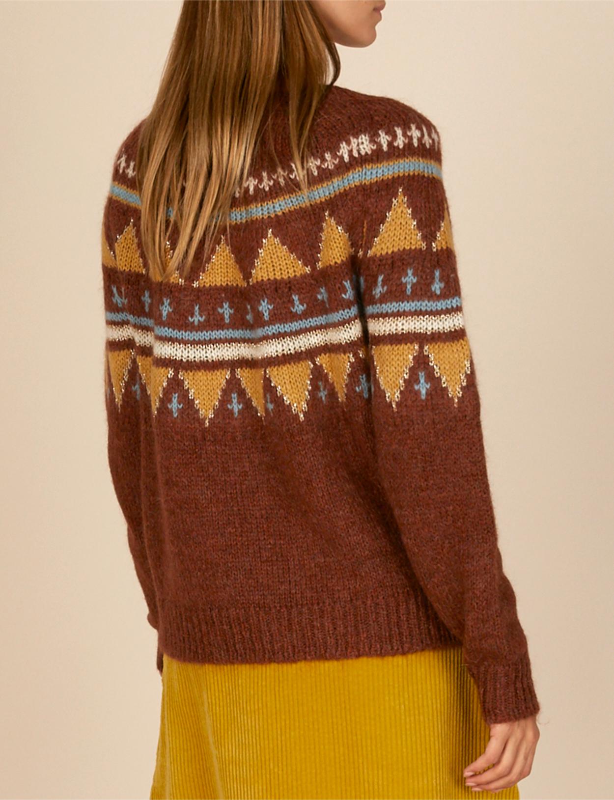 Round Neck Jacquard Pullover In Brown - Bruin