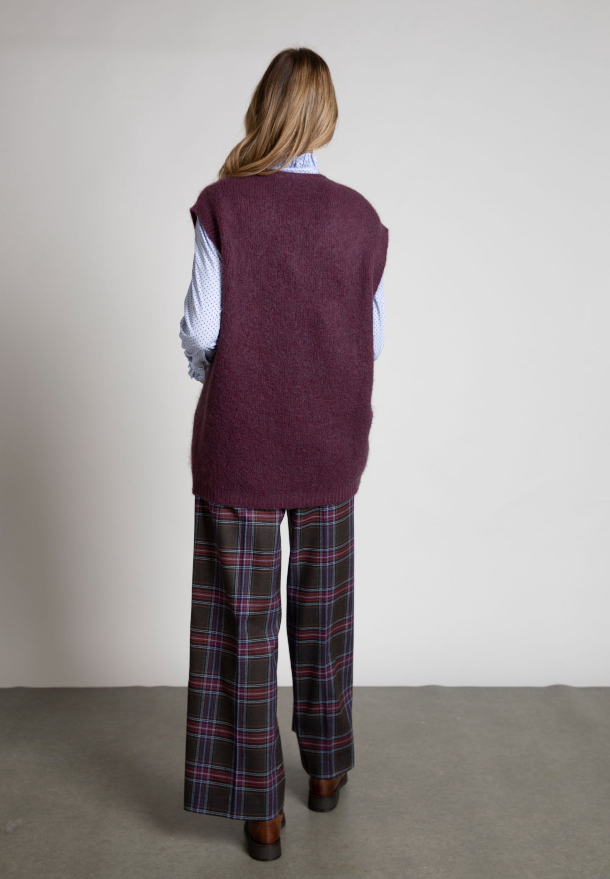 Vrouw Oversized Mouwloze Trui In Paars - W