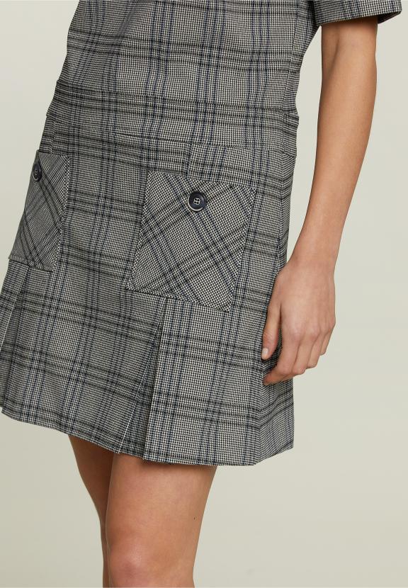 Grey Short Dress Applied Pockets - Zwart