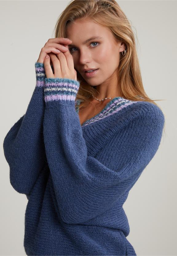 Blue Sweater Striped V-Neck - Blauw