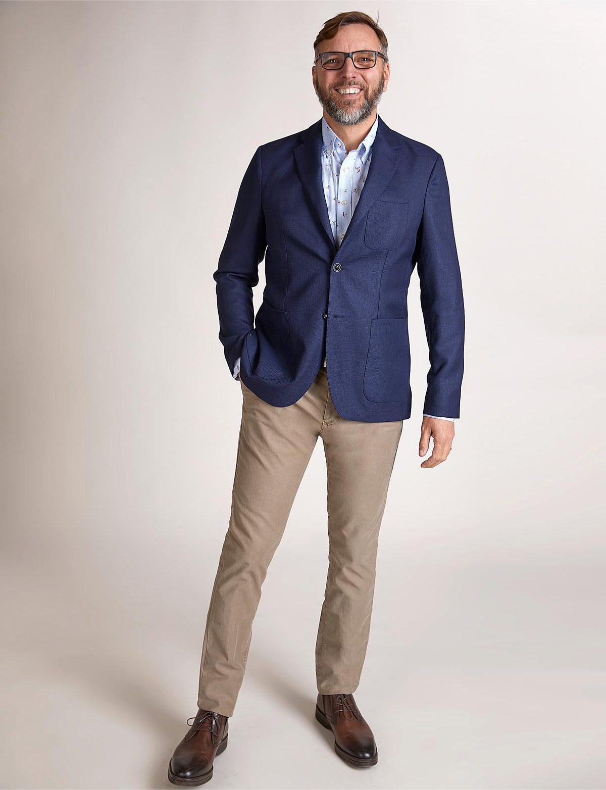 Blue Round Pocket Blazer In Blue - Bleu