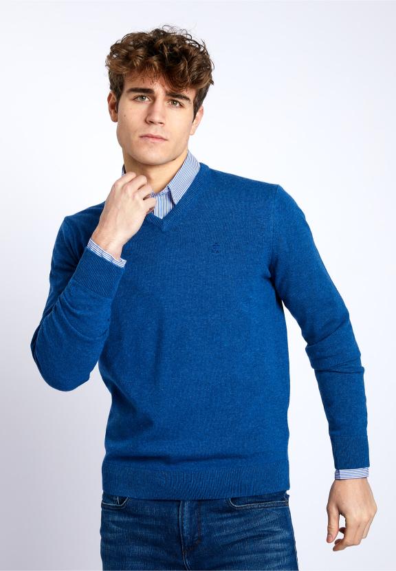 Basic V-Neck Pullover In Blue - Blauw