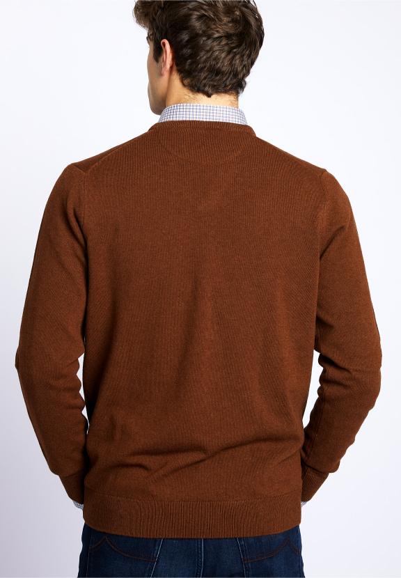 Basic V-Neck Pullover In Brown - Bruin