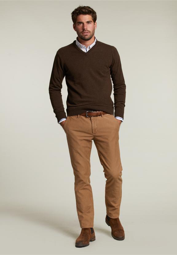 Pull col en V en laine d&#39;agneau de base - Marron - W