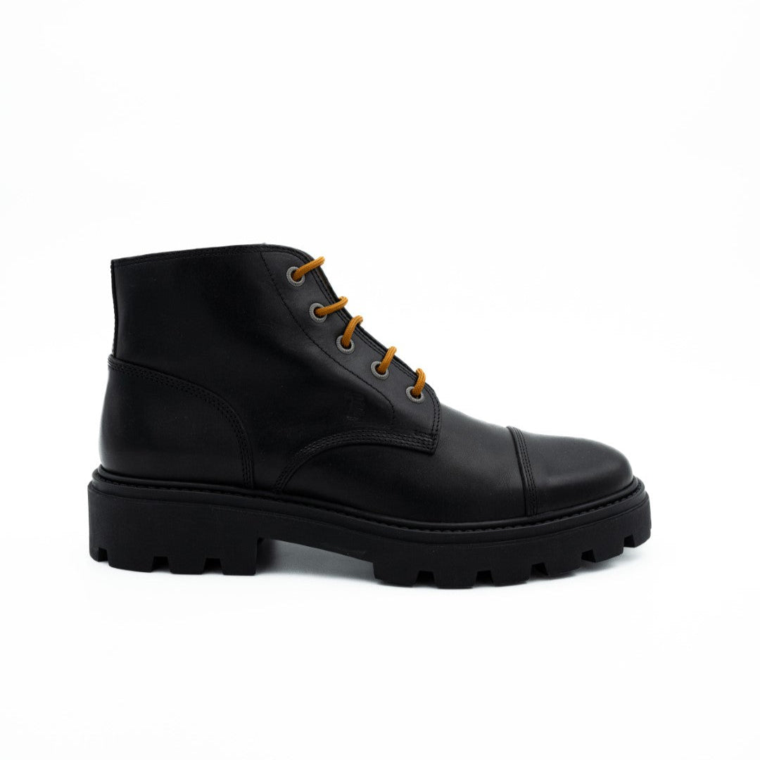 Tod&#39;s - Desert Boots - Zwart