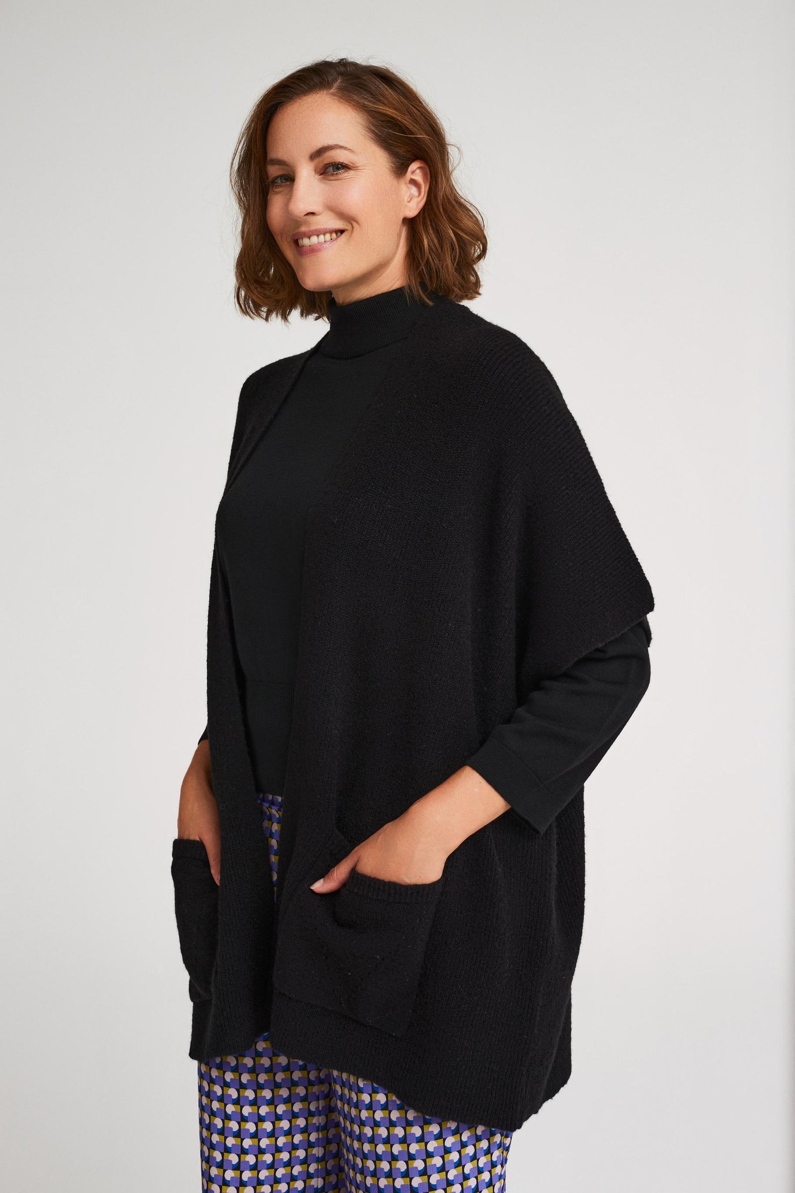 Améline - Gebreid Vest - Annemie - Black Beauty