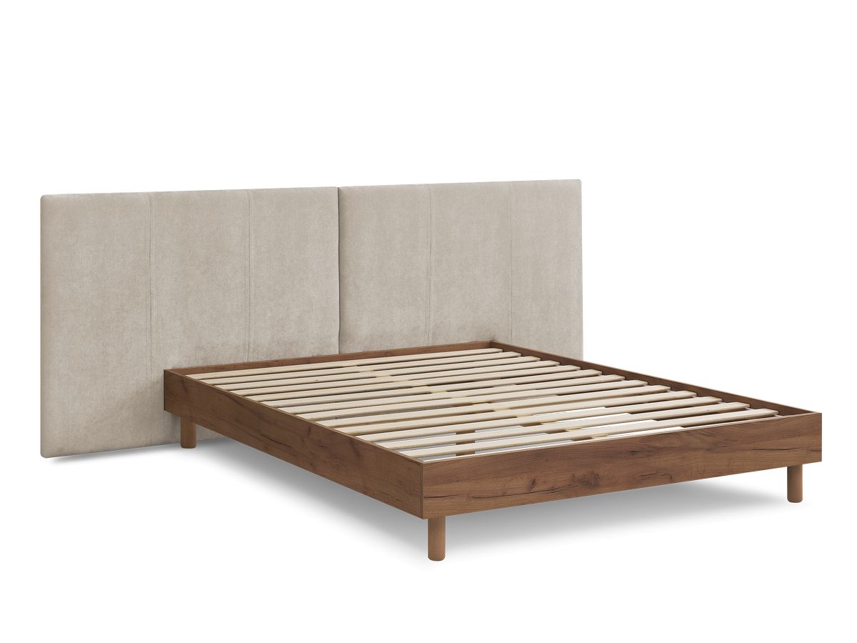 Licht houten ALTIRA bed met massieve latten