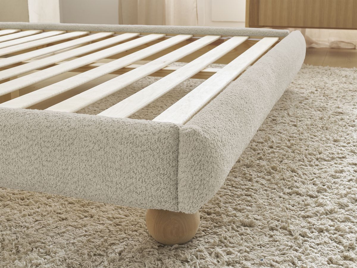IMERI bed badstof met massieve latten