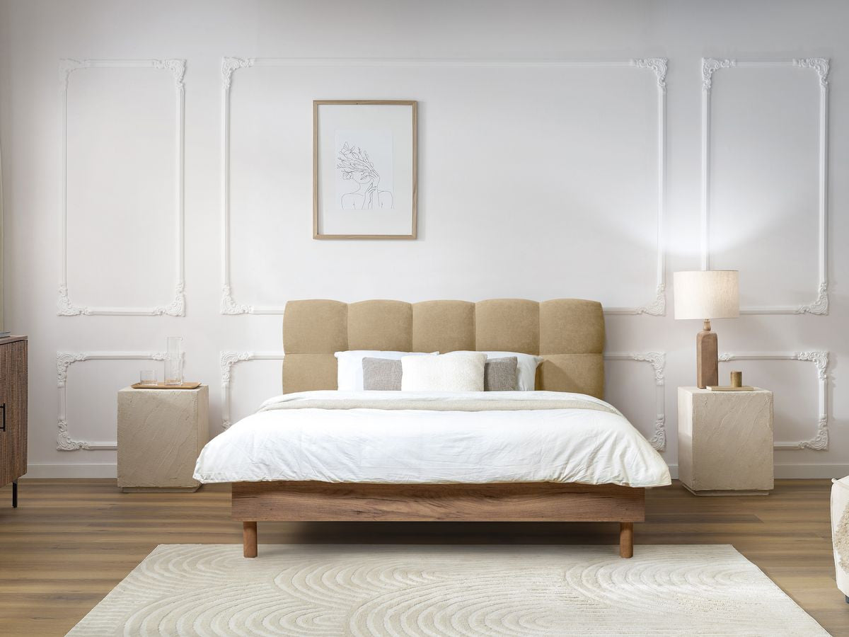 KUMO bed met massieve latten en poten van natuurlijk hout
