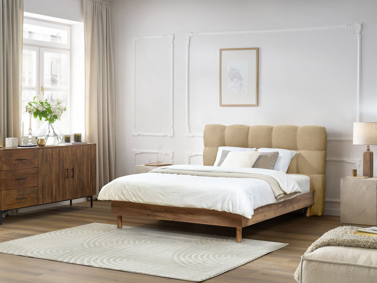 KUMO bed met massieve latten en poten van natuurlijk hout