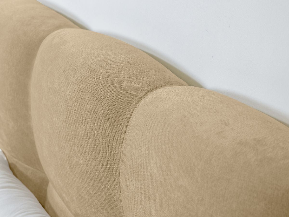 KUMO bed met massieve latten en poten van natuurlijk hout