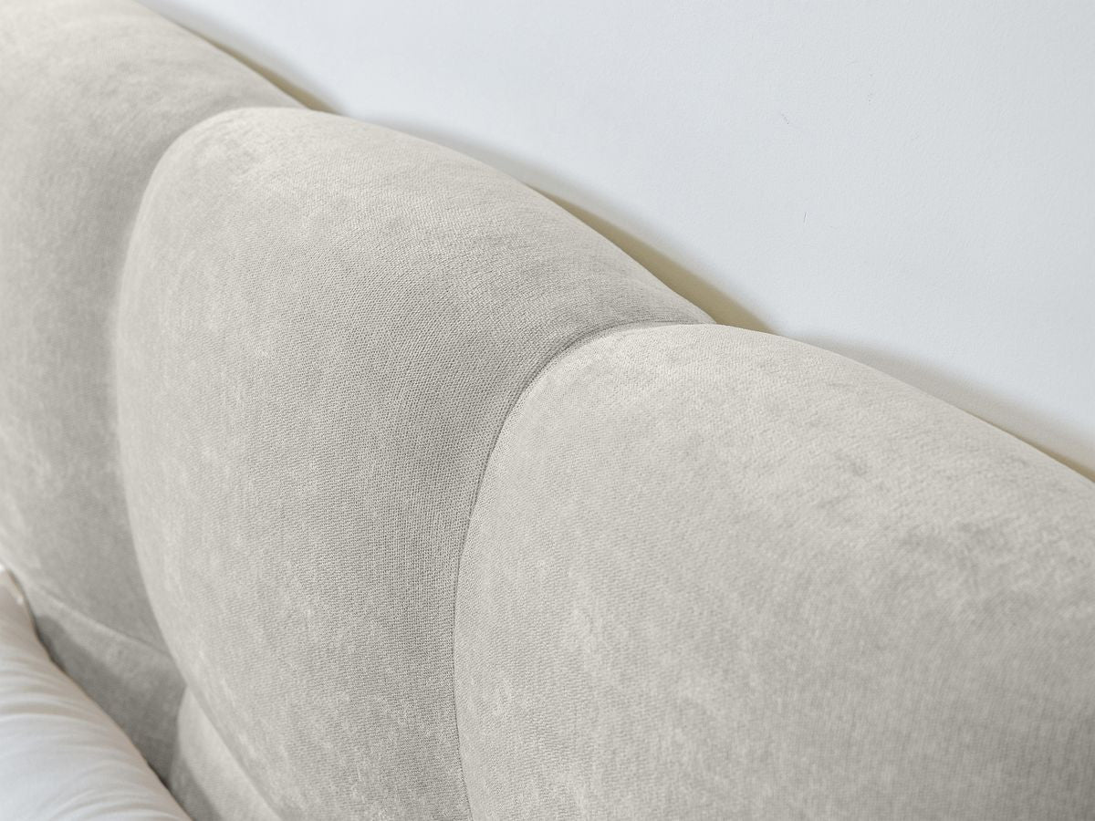 KUMO bed met massieve latten en poten van natuurlijk hout