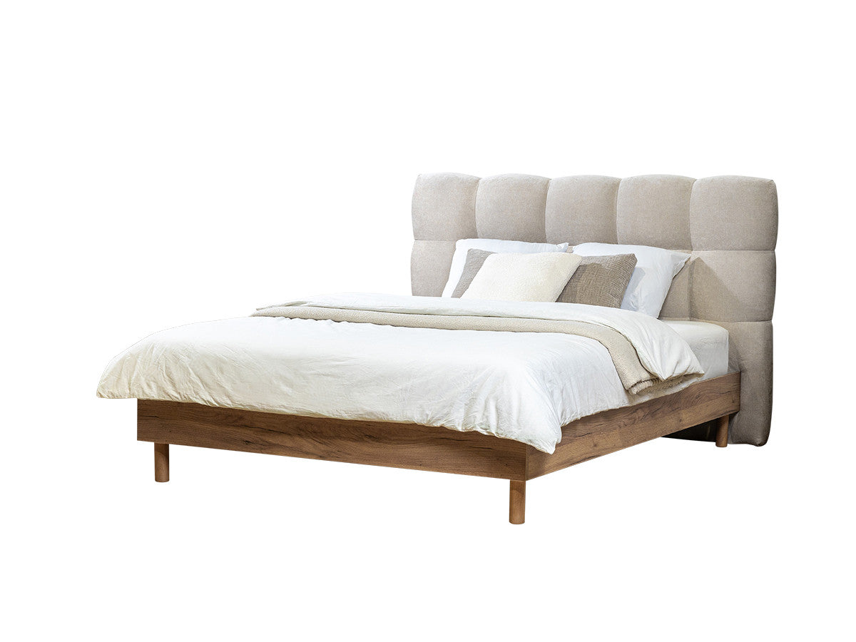 KUMO bed met massieve latten en poten van natuurlijk hout