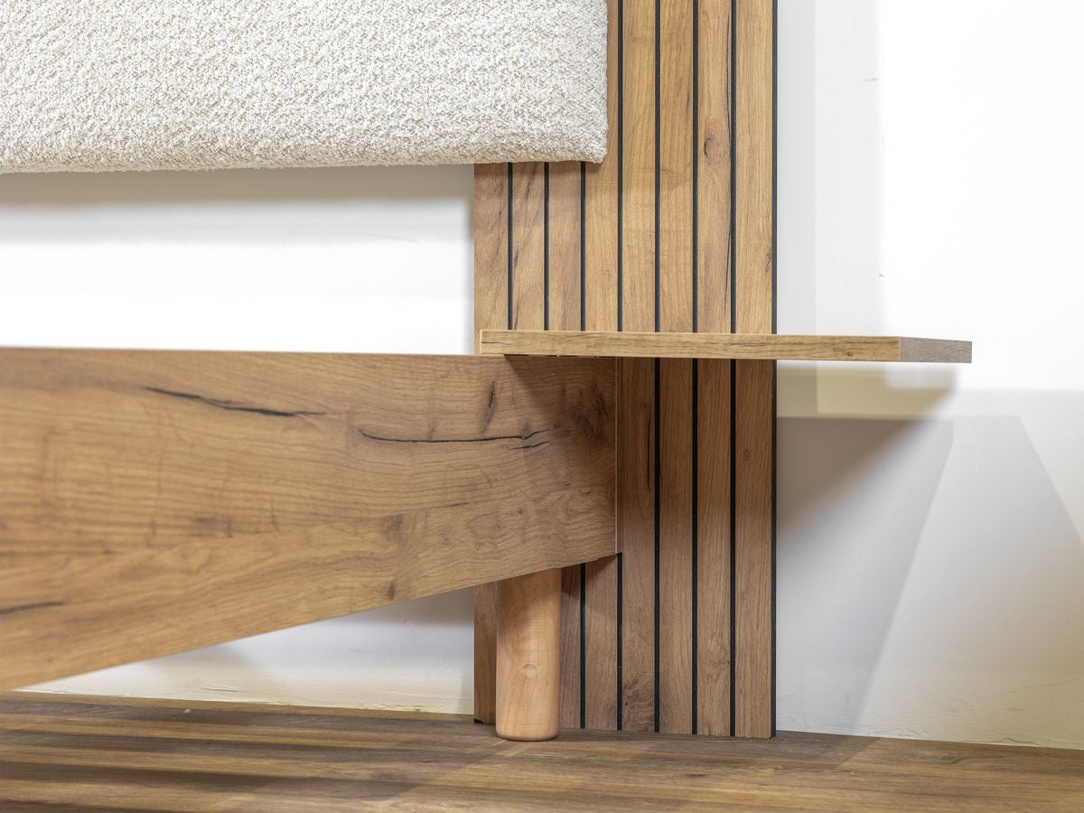 LIOR bed massief lattenbodem poten van natuurlijk hout