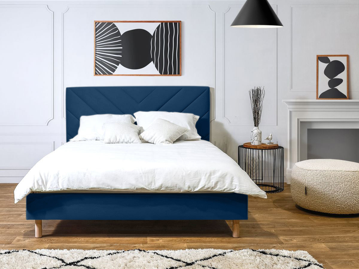 ROMAANS bed met massieve latten fluwelen stof