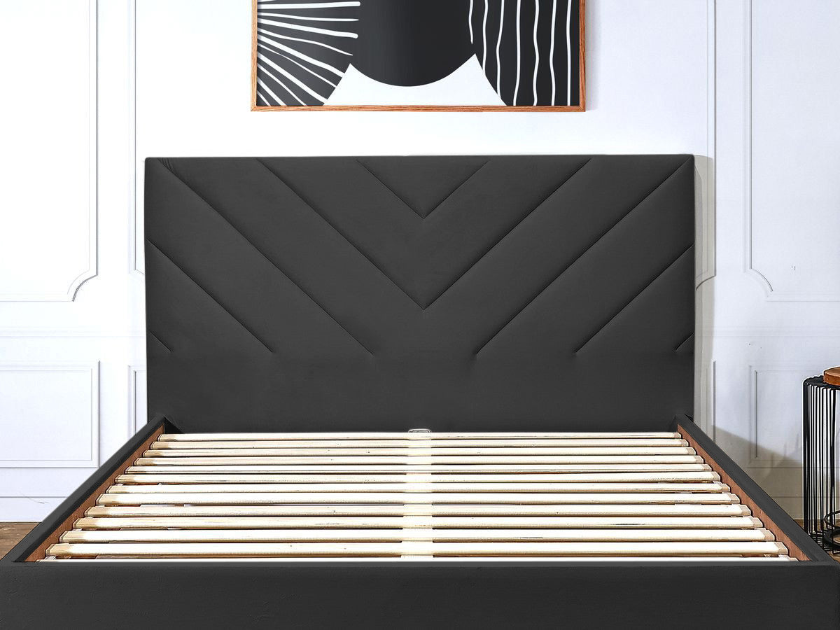 ROMAANS bed met massieve latten fluwelen stof