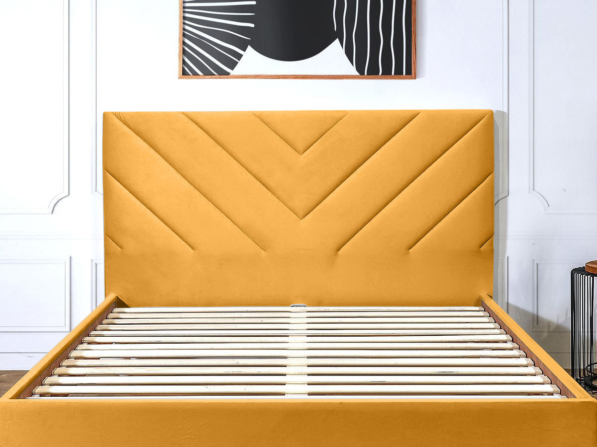 ROMAANS bed met massieve latten fluwelen stof