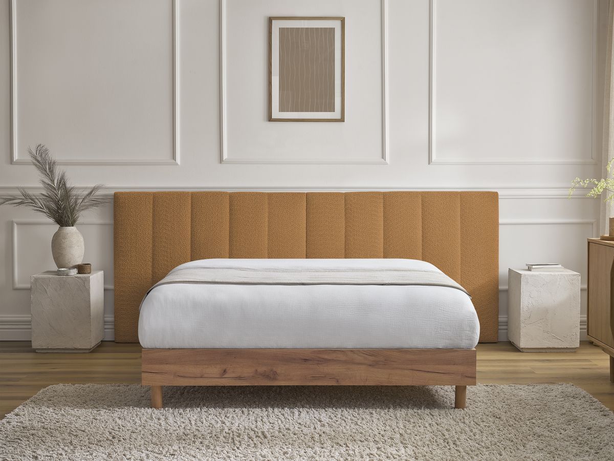Licht TIMO bed van licht hout met massieve latten