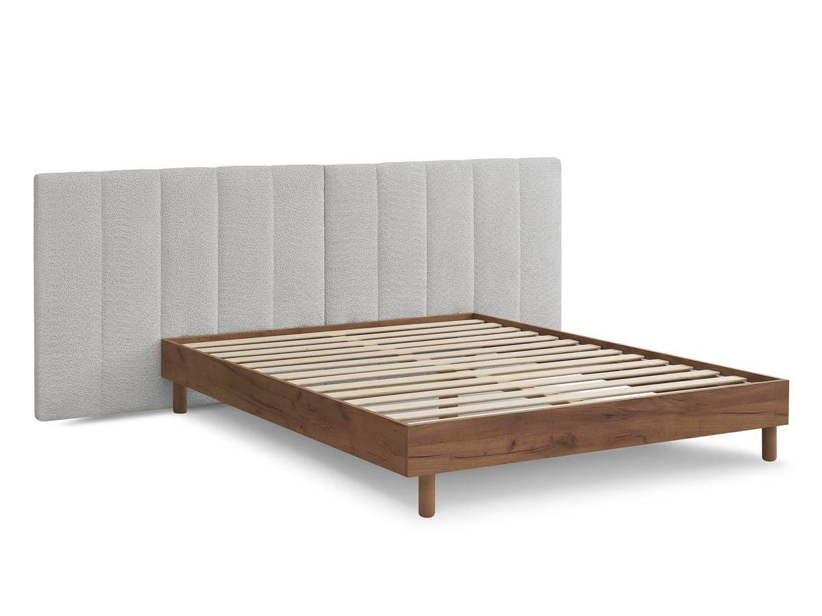 Licht TIMO bed van licht hout met massieve latten