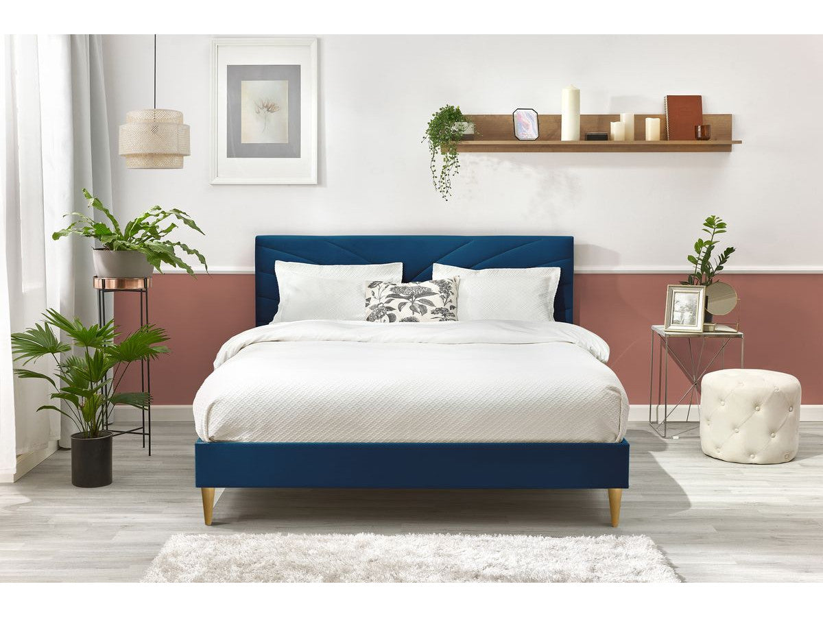 VELVET bed met massieve latten en poten van natuurlijk hout