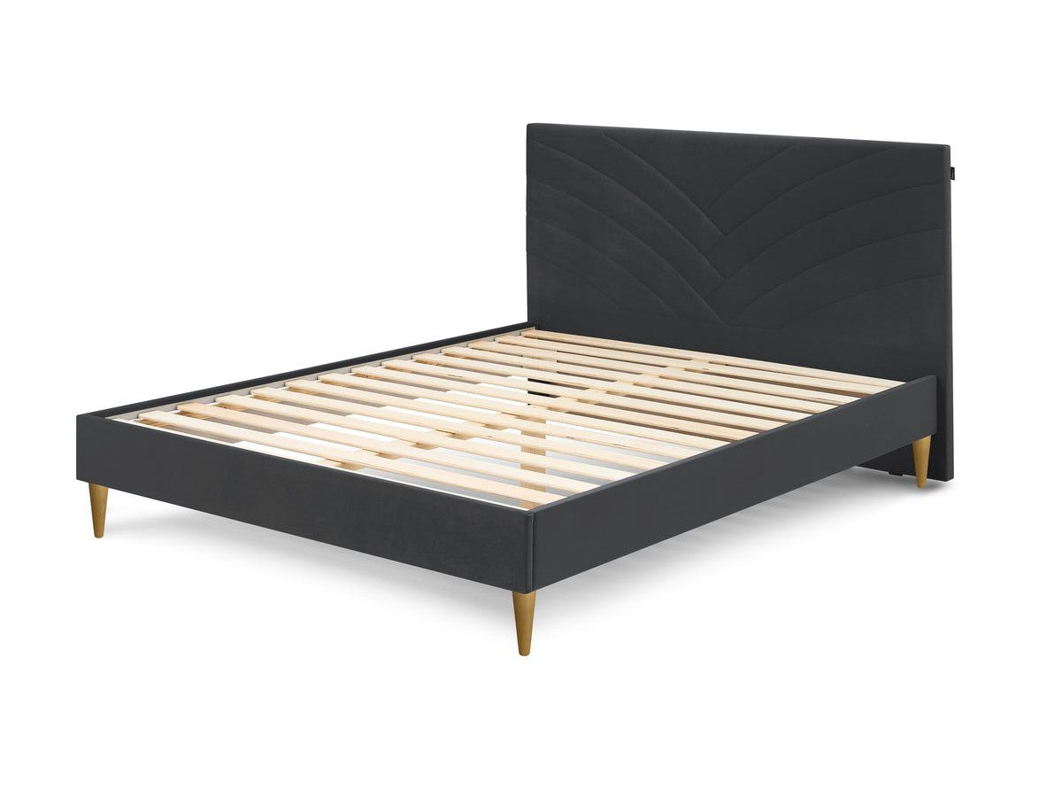 VELVET bed met massieve latten en poten van natuurlijk hout