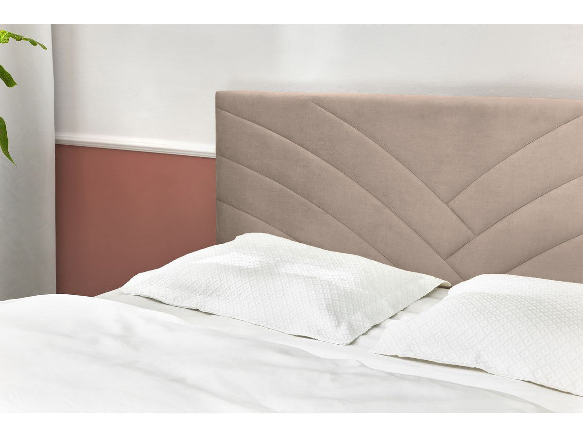 VELVET bed met massieve latten en poten van natuurlijk hout