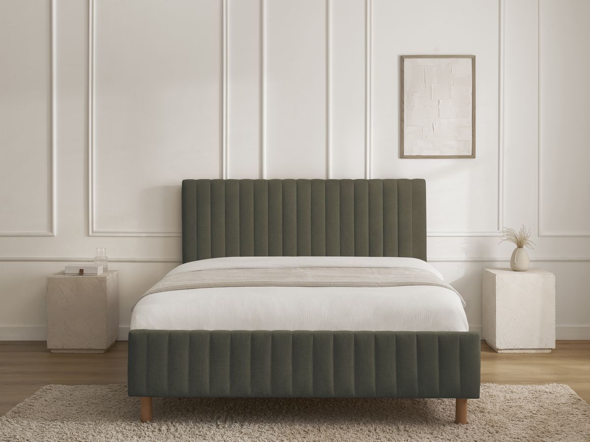 ZELVA bed met massieve lattenbodem