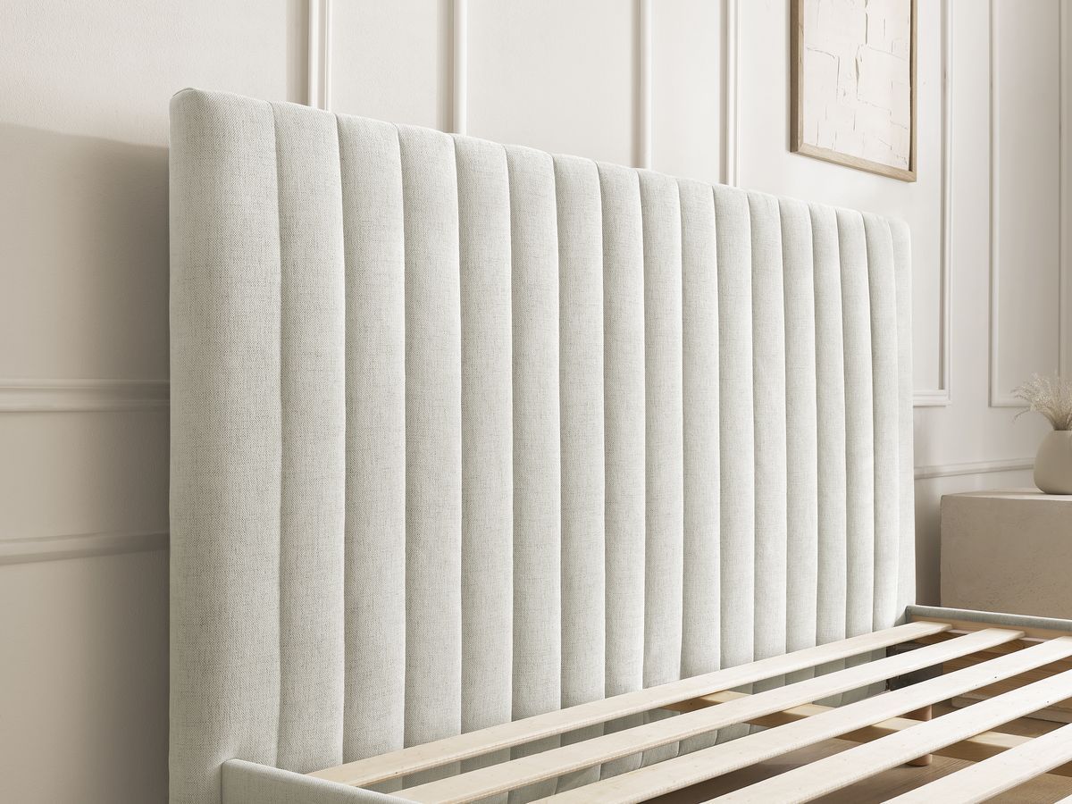 ZELVA bed met massieve lattenbodem