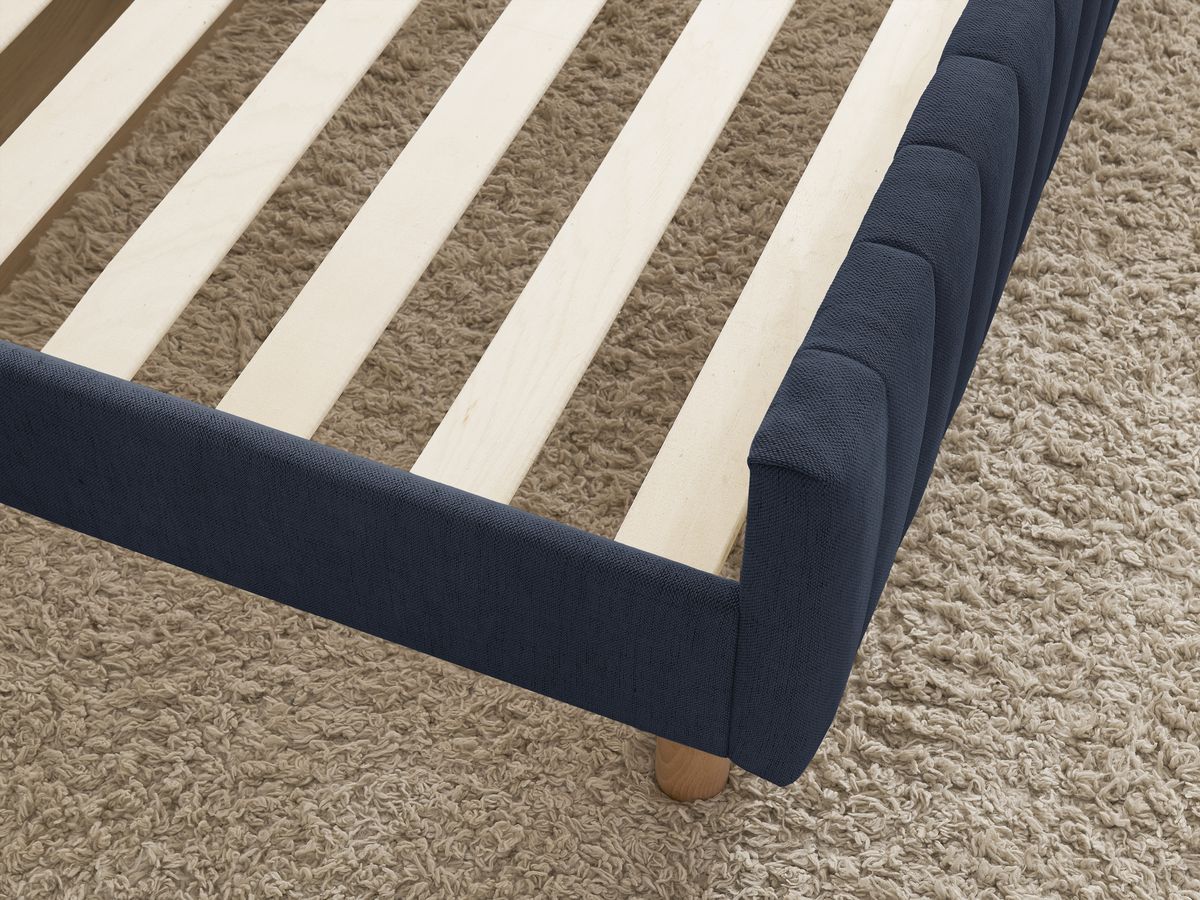ZELVA bed met massieve lattenbodem