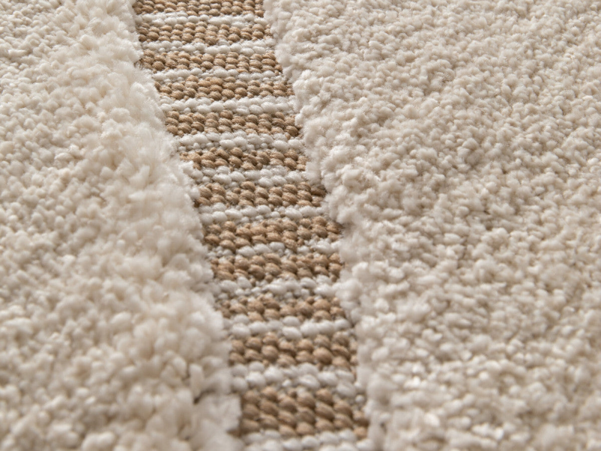Kortharig tapijt RACHIDA grafisch motief - Beige