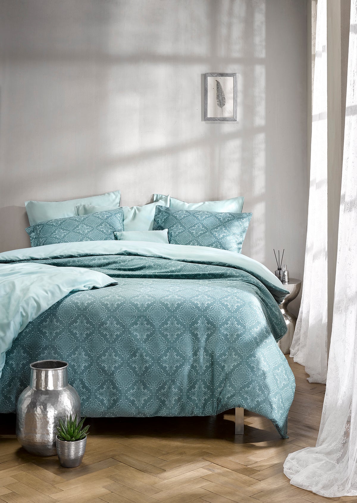 Luxury Collection - Rosemary Goblin Blue